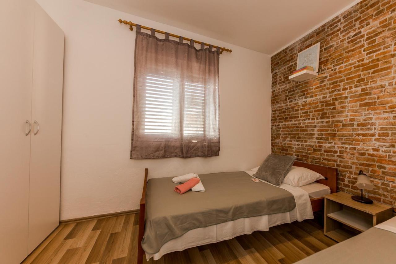 Apartments Vukman Trogir Luaran gambar