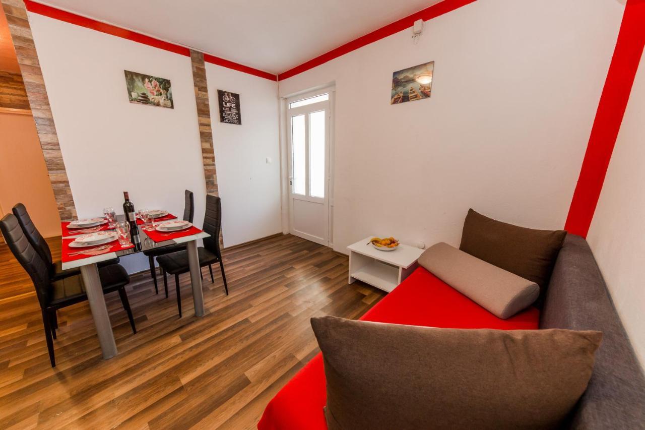 Apartments Vukman Trogir Luaran gambar