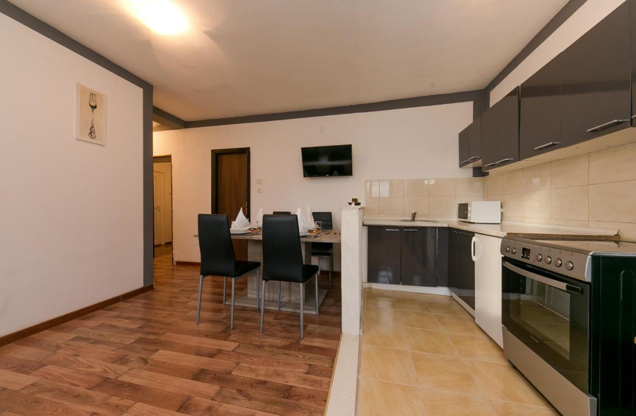 Apartments Vukman Trogir Luaran gambar