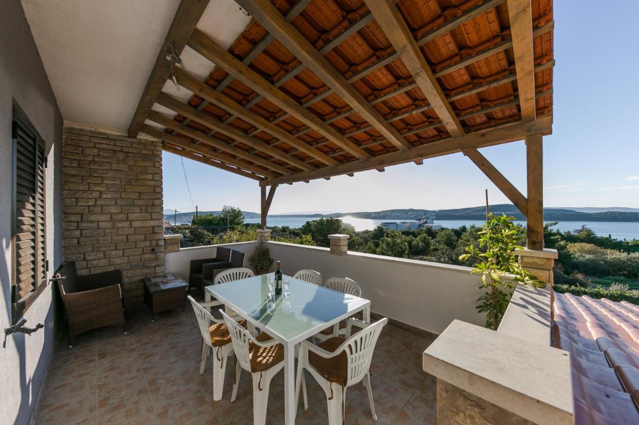 Apartments Vukman Trogir Luaran gambar